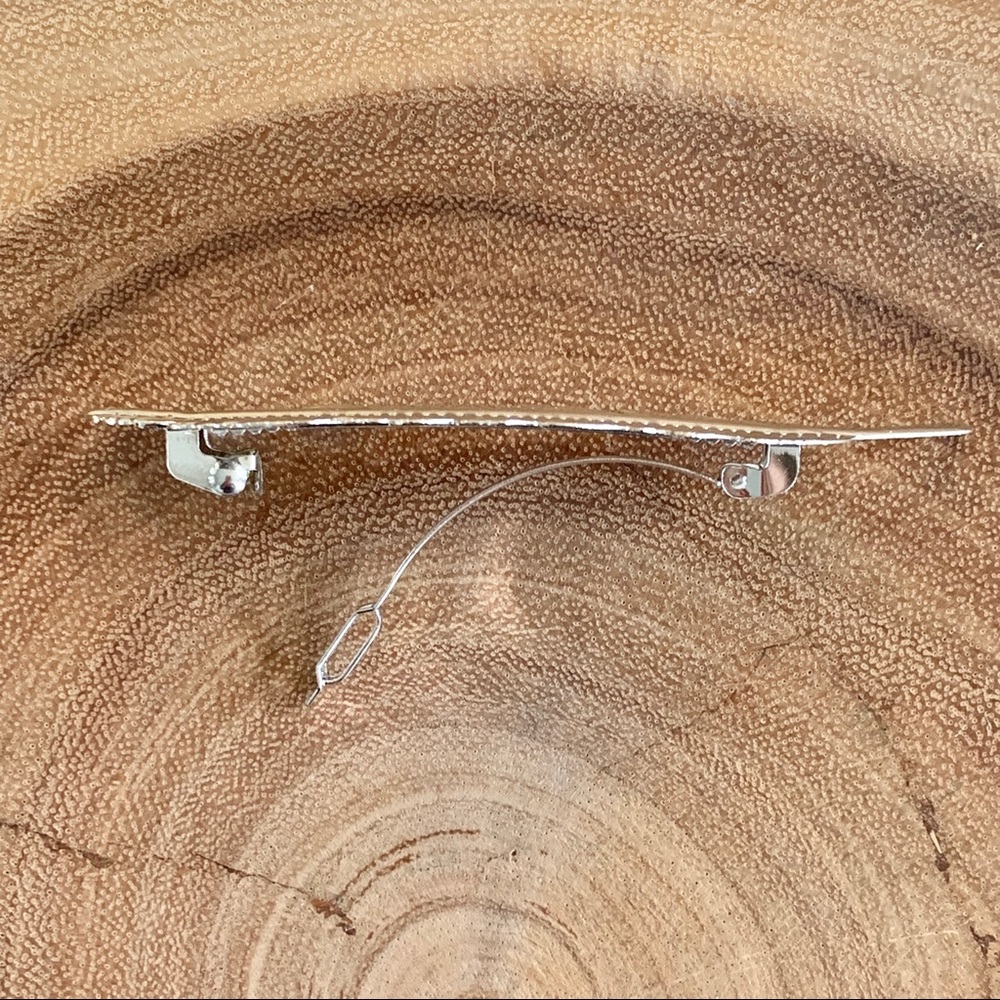 Gaby Leaf Hair Clip (Golden/Silver) - Picture 7 of 8